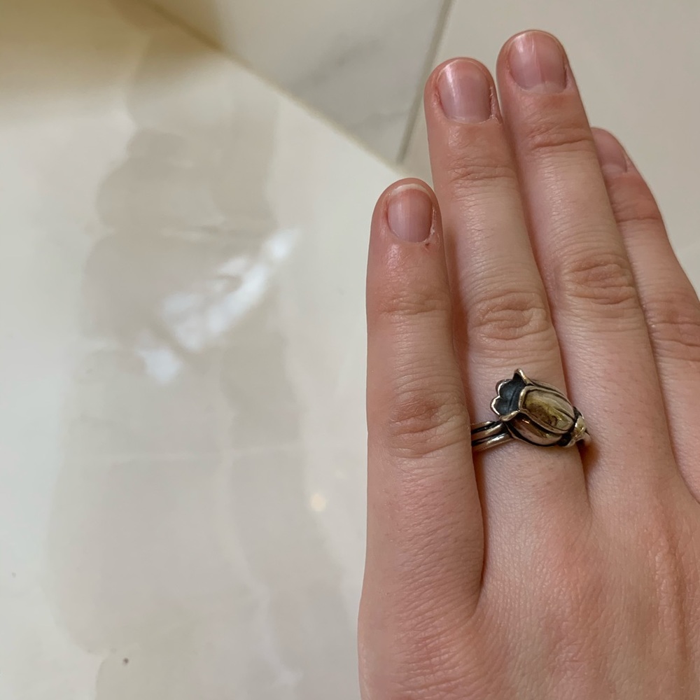 Minton Faget Tulip ring